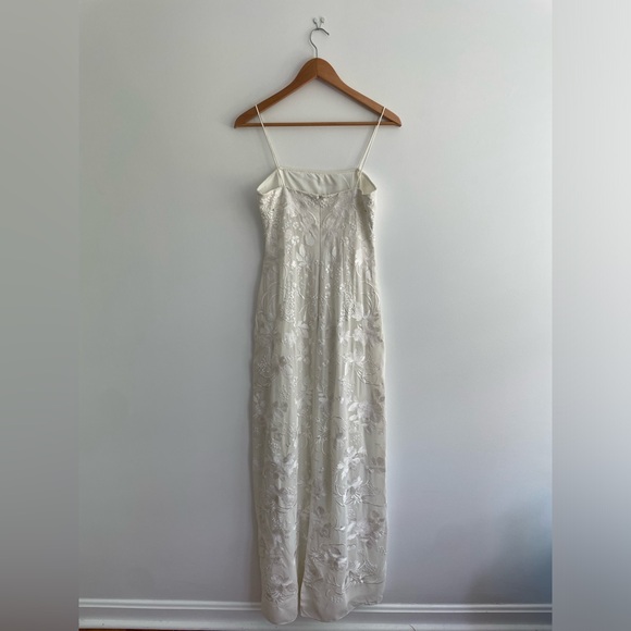 BHLDN Issie Embroidered Wedding Dress - Picture 7 of 8